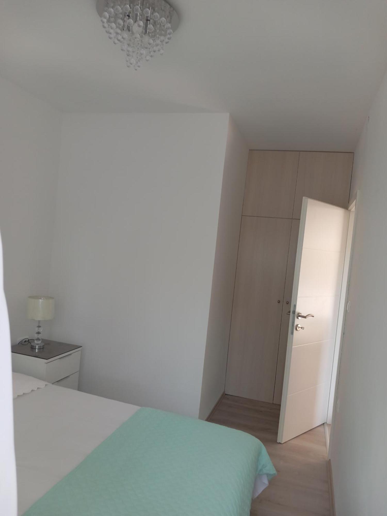 Apartments Viktorija プーラ エクステリア 写真