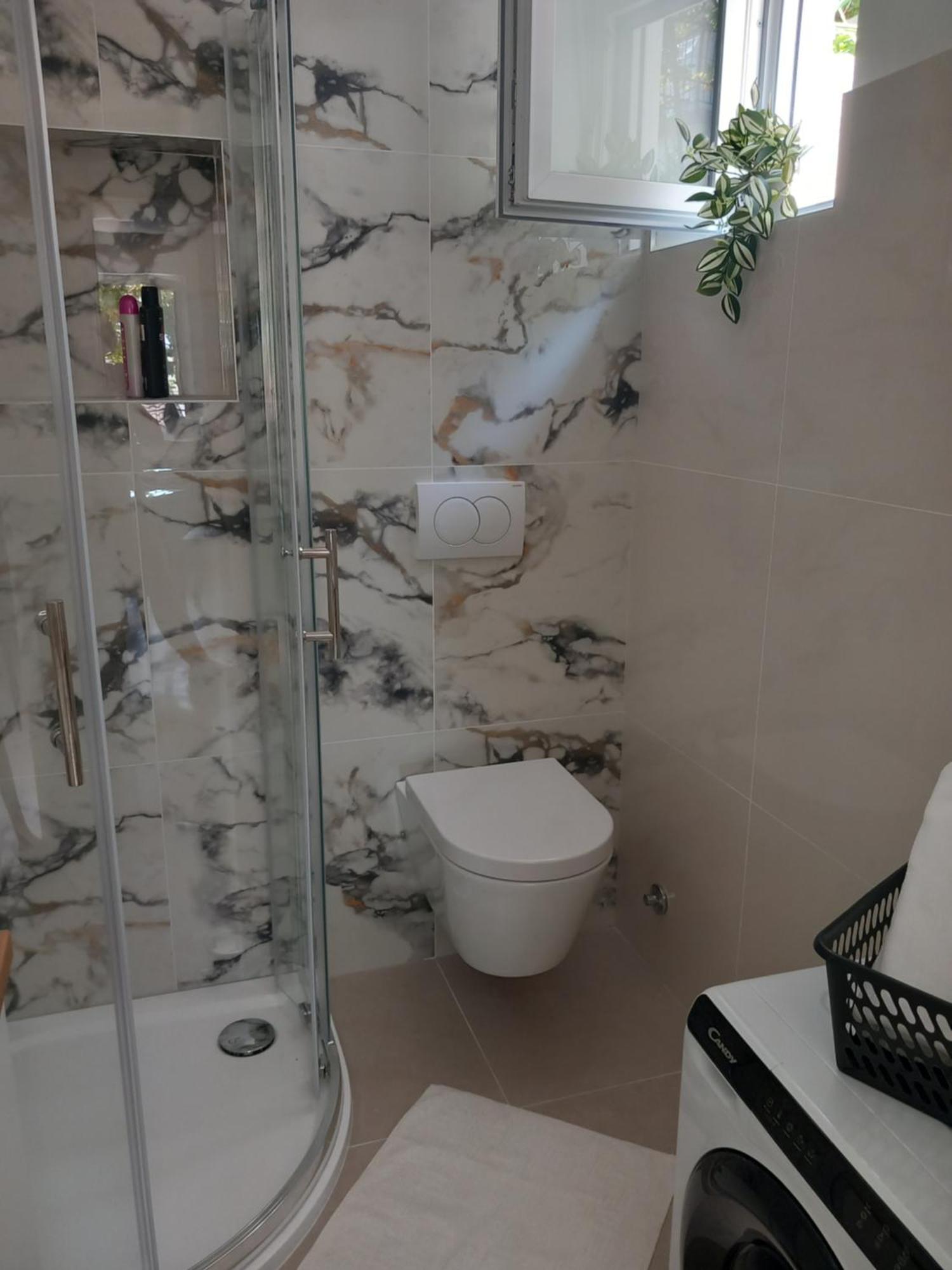 Apartments Viktorija プーラ エクステリア 写真
